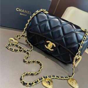 Chanel GWP/VIP Black Mini
Flap Quilted Bag Crossbody w/ Ball
Chain